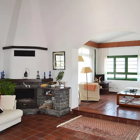 Vista Timanfaya Villa *